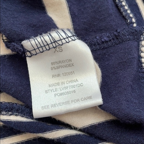 Olive + Oak Top - Picture 3 of 5